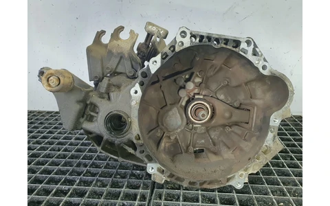 Cutie de viteze manuala 5 trepte 33111-05010 Toyota Avensis 2 T25 (2002 - 2006) - imagine 2