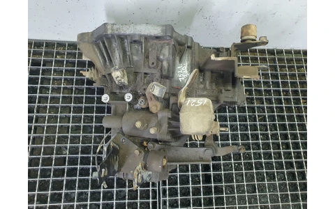 Cutie de viteze manuala 5 trepte 33111-05010 Toyota Avensis 2 T25 (2002 - 2006) - imagine 8