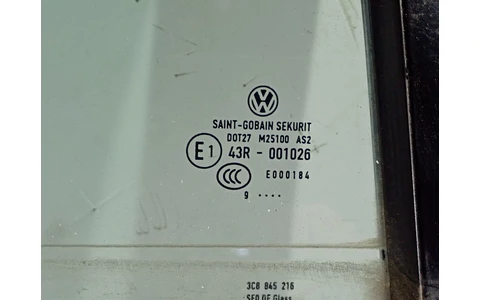 Geam fix dreapta spate 3c8845216 Volkswagen Passat CC 1 (2008 - 2012) - imagine 4