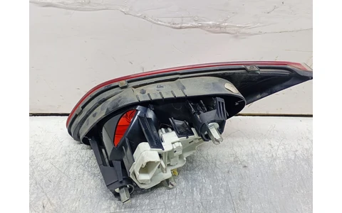 Stop stanga haion 3C8945093E Volkswagen Passat CC 1 (2008 - 2012) - imagine 2