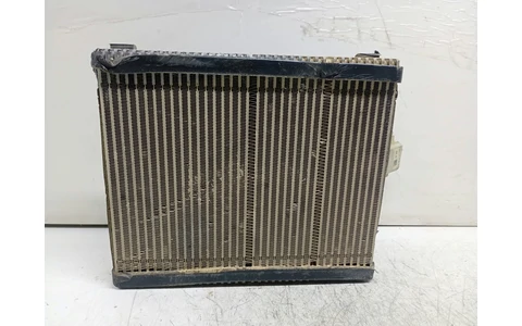 Radiator clima bord 7p0820101 Volkswagen Touareg 2 (7P) (2010 - 2014) - imagine 2