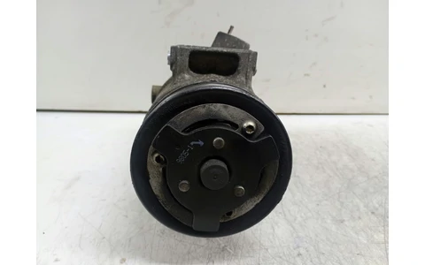 Compresor clima ac 5N0820803 Volkswagen Passat CC 1 (2008 - 2012) - imagine 2