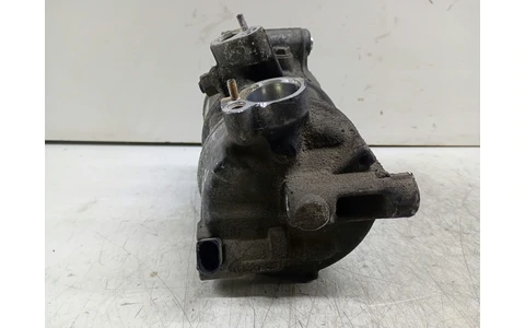 Compresor clima ac 5N0820803 Volkswagen Passat CC 1 (2008 - 2012) - imagine 3