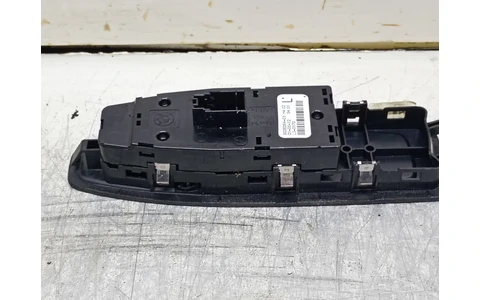 Panou comanda geamuri 9226264-03 BMW Seria 1 F20/F21 (2011 - 2015) - imagine 2