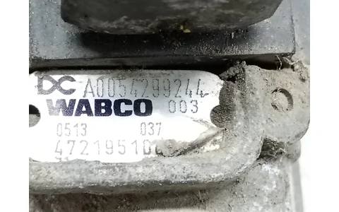 Supapa ABS A0054299244 Mercedes Benz Actros MP4 1 (2011 - 2019) - imagine 3