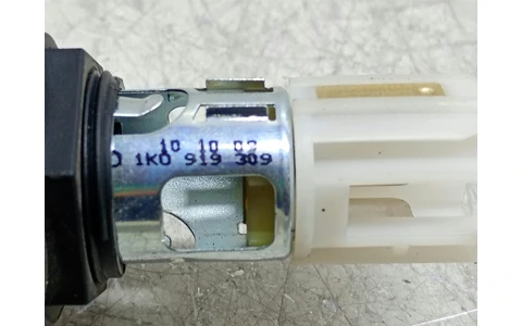 Priza 12V 1K0919309 Volkswagen Passat CC 1 (2008 - 2012) - imagine 3