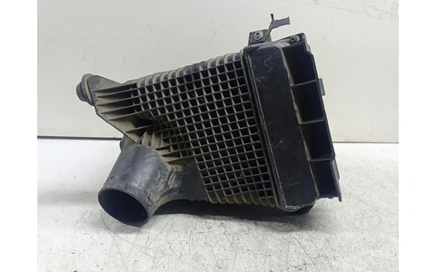 Carcasa filtru aer 8200545280 Renault Megane 2 (2002 - 2006) - imagine 4
