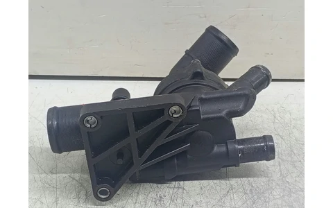 Carcasa termostat 110618527R Renault Trafic 3 (2014 - 2020) - imagine 2