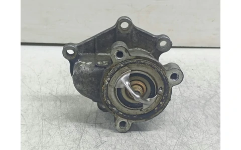 Carcasa termostat 2038115 Nissan X-Trail T30 (facelift) (2003 - 2007) - imagine 3