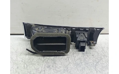 Grila ventilatie 4F2820902D Audi A6 4F/C6 (2004 - 2008) - imagine 2