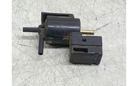 Electrovalva vacuum k5T49093 Mazda 323 BJ (facelift) (2000 - 2003) - imagine 2