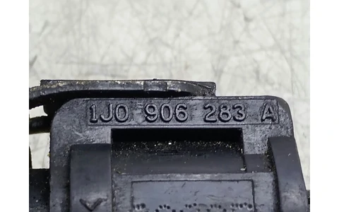 Electrovalva vacuum 1J0906283A Audi A4 B6 (2000 - 2005) - imagine 3