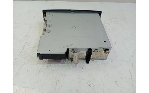 Radio cd 8200607918 Renault Megane 2 (2002 - 2006) - imagine 3