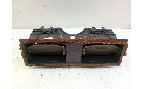 Grila ventilatie a1007049 Renault Megane 2 (2002 - 2006) - imagine 2