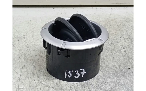 Grila ventilatie 8200212480 Dacia Sandero 1 (2008 - 2012) - imagine 2