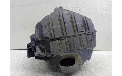 Carcasa filtru aer 8200947663A Renault Grand Scenic 3 (2009 - 2012) - imagine 2
