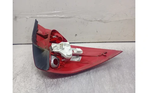 Stop dreapta 8200417347 Renault Megane 2 (2002 - 2006) - imagine 2