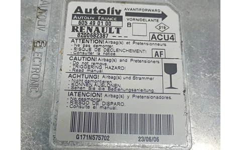 Calculator airbag 8200682387 Renault Megane 2 (2002 - 2006) - imagine 2