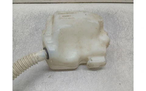 Vas lichid parbriz 8200104706 Renault Megane 2 (2002 - 2006) - imagine 2