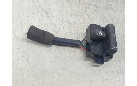 Panou comanda scaun 96468242 Chevrolet Epica 1 (2006 - 2012) - imagine 2