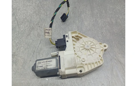 Motoras geam dreapta spate 4F0959802c Audi A6 4F/C6 (2004 - 2008) - imagine 2