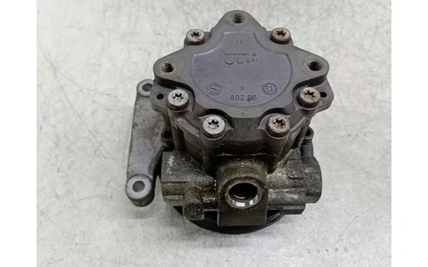 Pompa servodirectie A0064667801 Mercedes Benz Vito W639 (2003 - 2010) - imagine 4