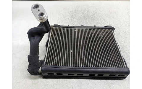 Radiator clima bord 02K18A7-037 Audi A8 D4/4H (2010 - 2014) - imagine 2