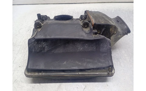 Carcasa filtru aer 8200023599A Renault Clio 2 (facelift) (2001 - 2005) - imagine 2