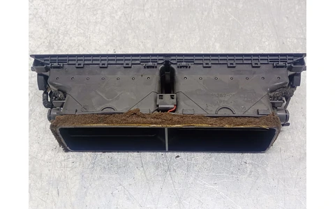 Grila ventilatie 8E0820951 Audi A4 B7 (2004 - 2008) - imagine 2