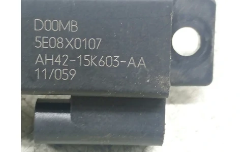 Antena keyless ah42-15k603-aa Land Rover Range Rover Sport 1 (facelift) (2009 - 2013) - imagine 4