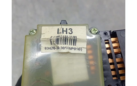 Maneta stergatoare 93420-3H0010 Hyundai Sonata NF (2005 - 2008) - imagine 3