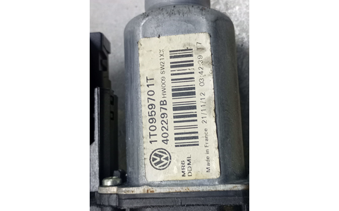 Motoras geam stanga fata 1T0959701t Skoda Octavia 2 (facelift) (2008 - 2013) - imagine 3