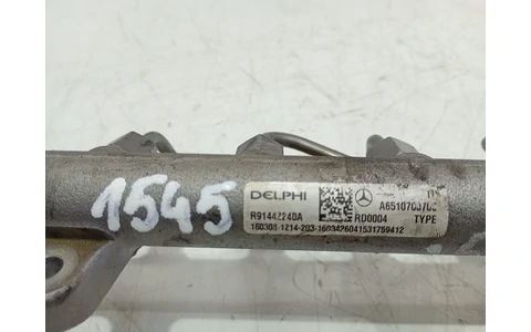 Rampa injectoare r91442240a Infiniti Q30 1 (2016 - 2020) - imagine 3