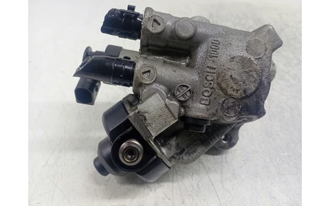 Pompa inalta presiune 03L130755 Volkswagen Passat CC 1 (2008 - 2012) - imagine 2