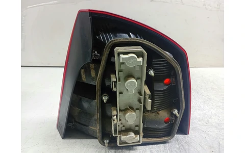Stop stanga 1Z5945095B Skoda Octavia 2 (facelift) (2008 - 2013) - imagine 2