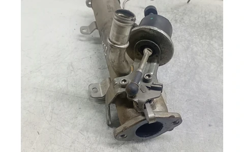 Racitor gaze EGR 03L131512B Volkswagen Passat CC 1 (2008 - 2012) - imagine 3