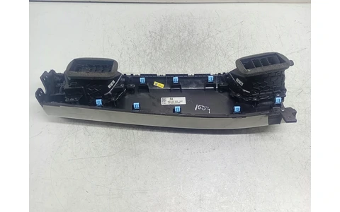 Ornament bord 682115049R Renault Arkana 1 facelift (2023–2025) - imagine 2