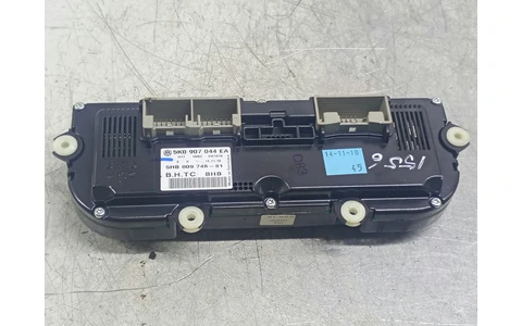 Panou clima ac 5K0907044EA Volkswagen Passat CC 1 (2008 - 2012) - imagine 2