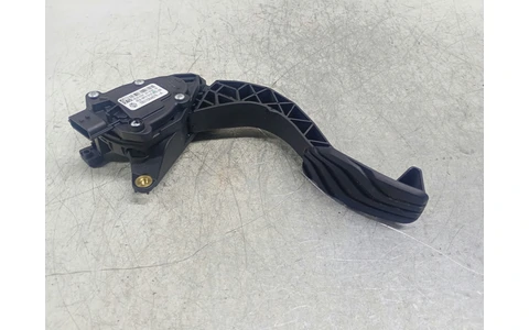 Pedala acceleratie 180108467R Renault Arkana 1 facelift (2023–2025) - imagine 2