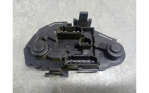 Soclu stop 1M6945257 Seat Leon 1 (1M) (1999 - 2005) - imagine 2