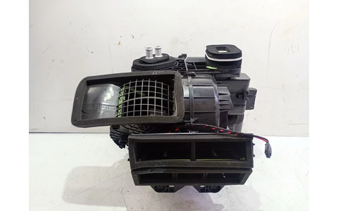 Aeroterma 272101049r Renault Arkana 1 facelift (2023–2025) - imagine 2
