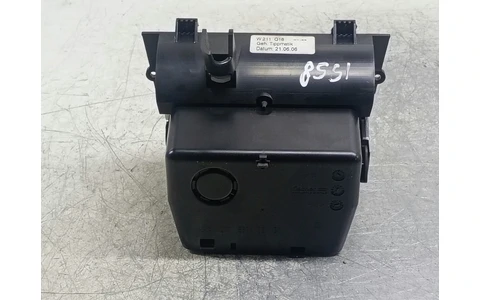 Spatiu Depozitare A2116800350 Mercedes Benz E-Class W211/S211 (2002 - 2006) - imagine 2