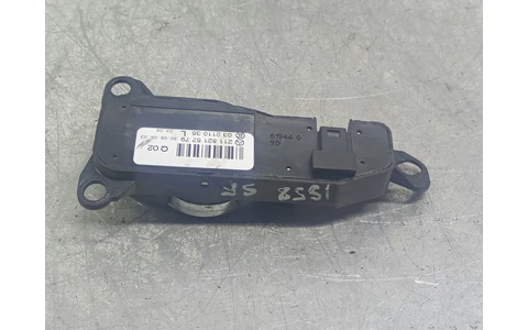 Buton reglaj oglinzi 2118215779 Mercedes Benz E-Class W211/S211 (2002 - 2006) - imagine 2