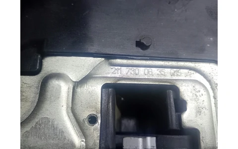 Broasca dreapta spate 2117300635 Mercedes Benz E-Class W211/S211 (2002 - 2006) - imagine 3