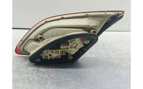 Stop stanga haion E245027 Opel Astra J (2009 - 2012) - imagine 2