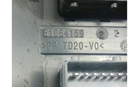 Panou sigurante 9807532080 Peugeot 2008 1 (2013 - 2017) - imagine 2