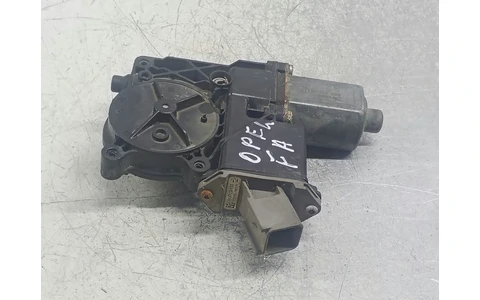 Motoras geam stanga fata 0130822410 Opel Astra J (2009 - 2012) - imagine 2