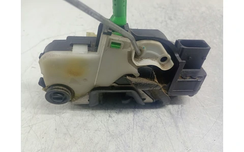 Broasca dreapta spate 3023880 Opel Astra J (2009 - 2012) - imagine 2