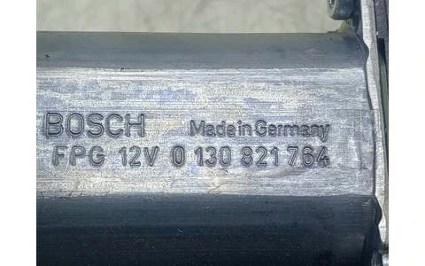 Motoras geam dreapta fata 0130821764 Audi A4 B7 (2004 - 2008) - imagine 3