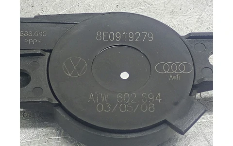 Buzzer senzori parcare 8E0919279 Audi A6 4F/C6 (facelift) (2008 - 2011) - imagine 2